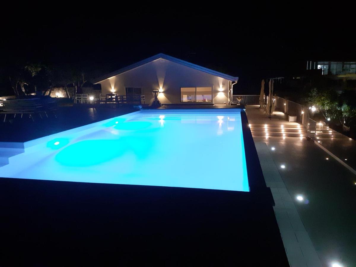 Villa Infinity ∞ Santa Teresa Di Riva Exterior foto