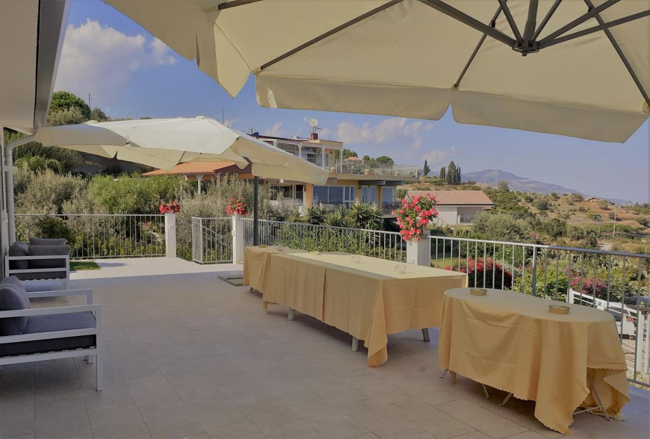 Villa Infinity ∞ Santa Teresa Di Riva Exterior foto